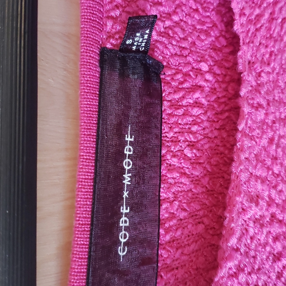 Sweater - Picture 2 of 2
